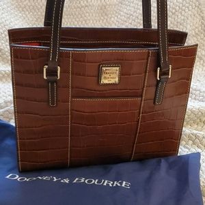 NWT Dooney & Bourke Charlotte Bag in Saddle
